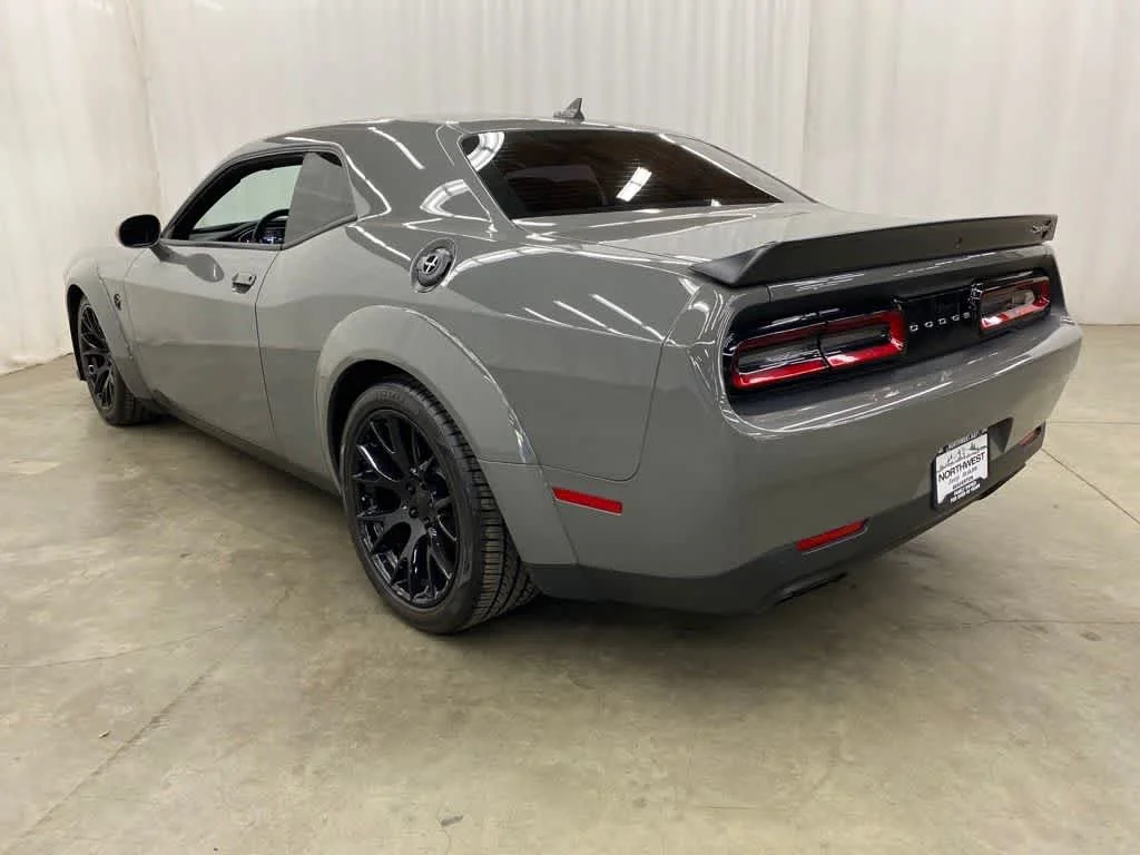 Used 2019 Destroyer Gray Clearcoat Dodge SRT Hellcat Redeye image 4