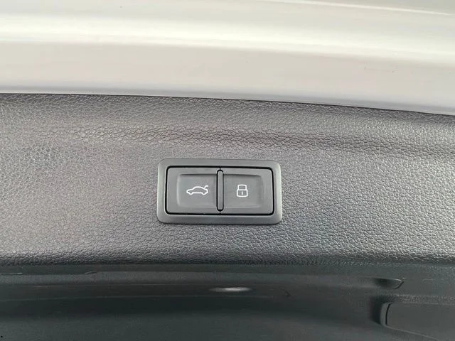 Used 2023 White Audi Premium image 34