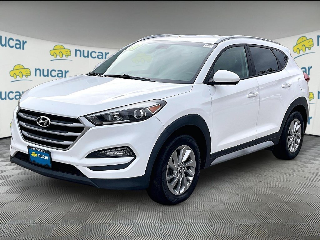 Used 2018 Dazzling White Hyundai SEL image 3