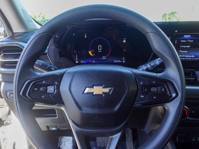 Used 2025 White Chevrolet LS image 12