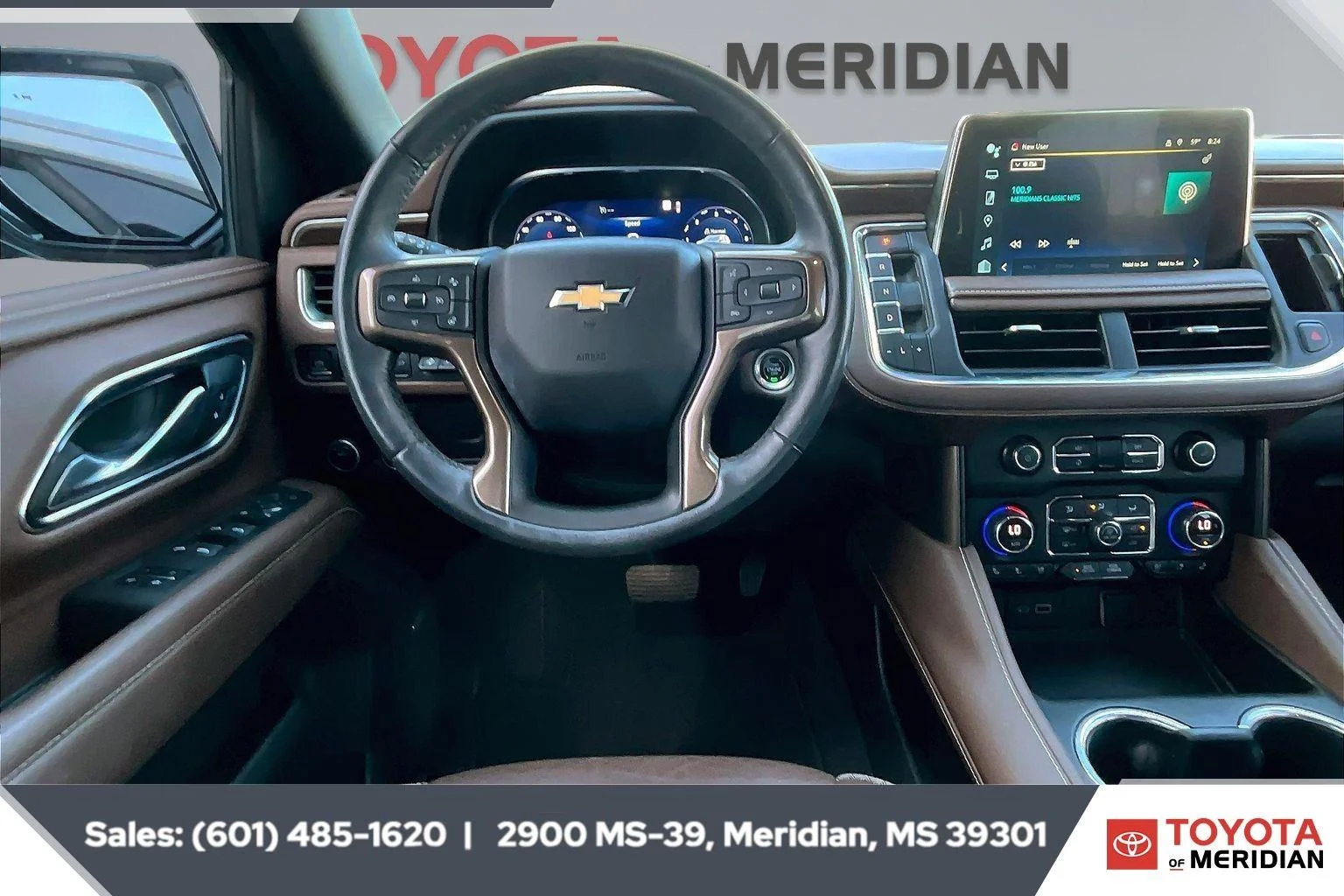 Used 2022 Iridescent Pearl Tricoat Chevrolet High Country image 5