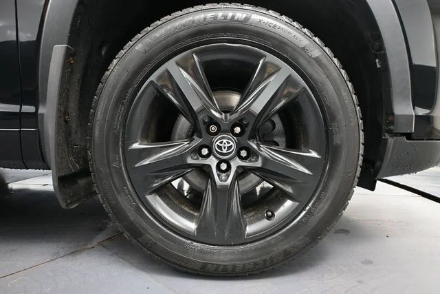 Used 2018 Black Toyota Limited image 11