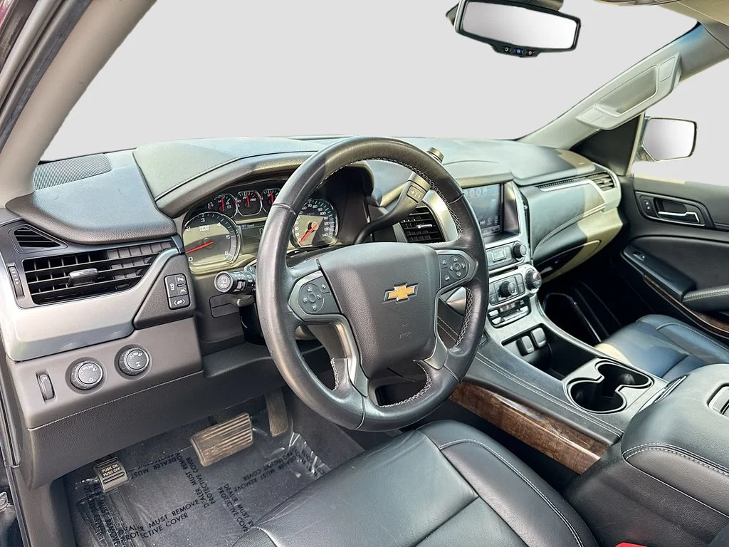 Used 2019 Black Chevrolet LT image 9