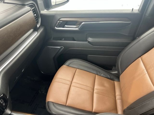 Used 2024 Beige Chevrolet High Country image 21