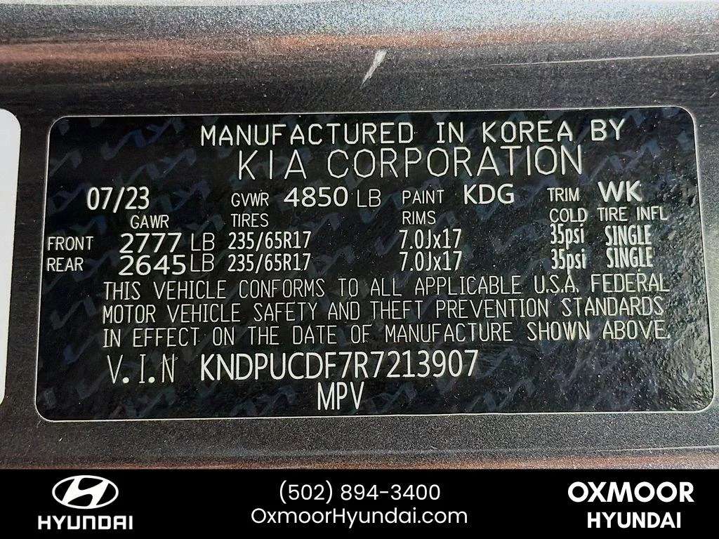 Used 2024 Gravity Gray Kia LX image 31