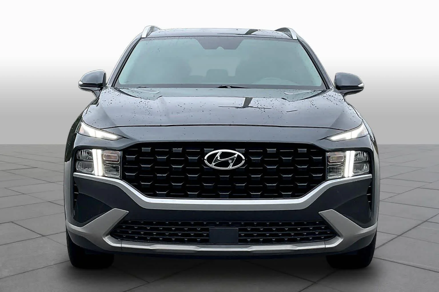 Used 2023 Portofino Gray Hyundai SEL image 4
