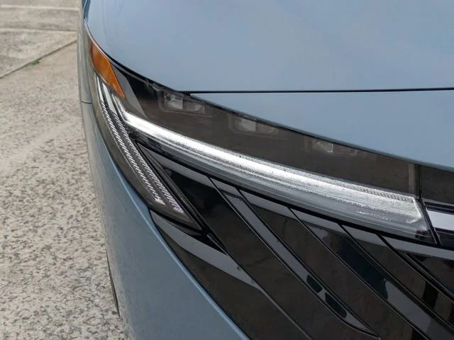 New 2026 Gray Nissan SR image 10