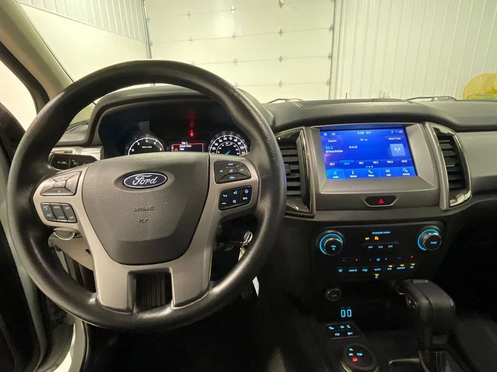 Used 2021 Green Ford XLT image 37