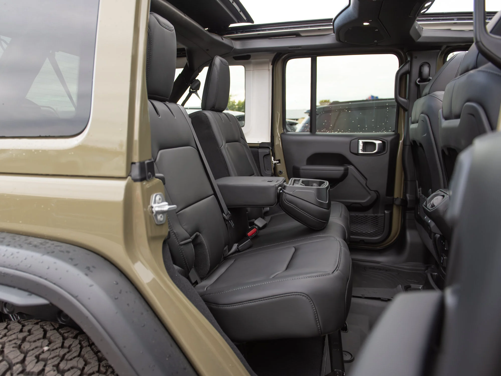 New 2026 41 Jeep Willys 392* 4 Door 4x4, 470 HORSEPOWER, Sky One-Touch Power Top image 37