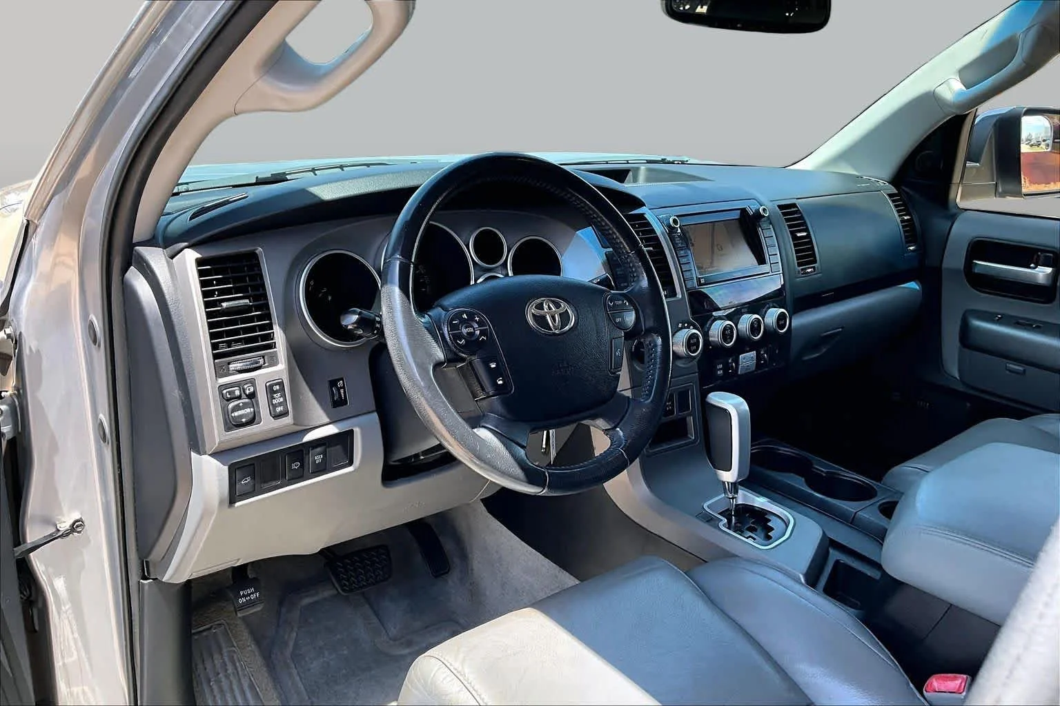 Used 2010 Silver Sky Metallic Toyota Ltd image 16