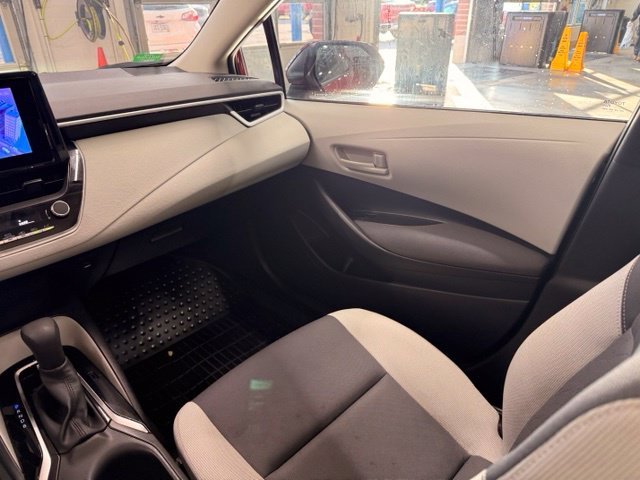 Used 2024  Toyota LE image 18