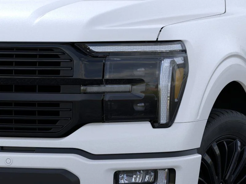 New 2026 Star White Metallic Tri-Coat Ford Platinum image 18