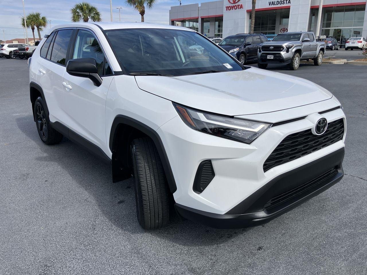 Used 2025 White (Ice Cap) Toyota LE image 7