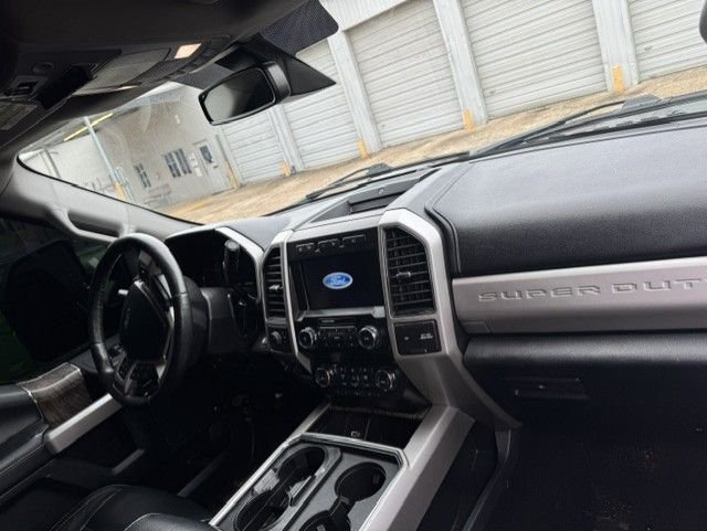 Used 2019 Gray Ford Lariat image 9