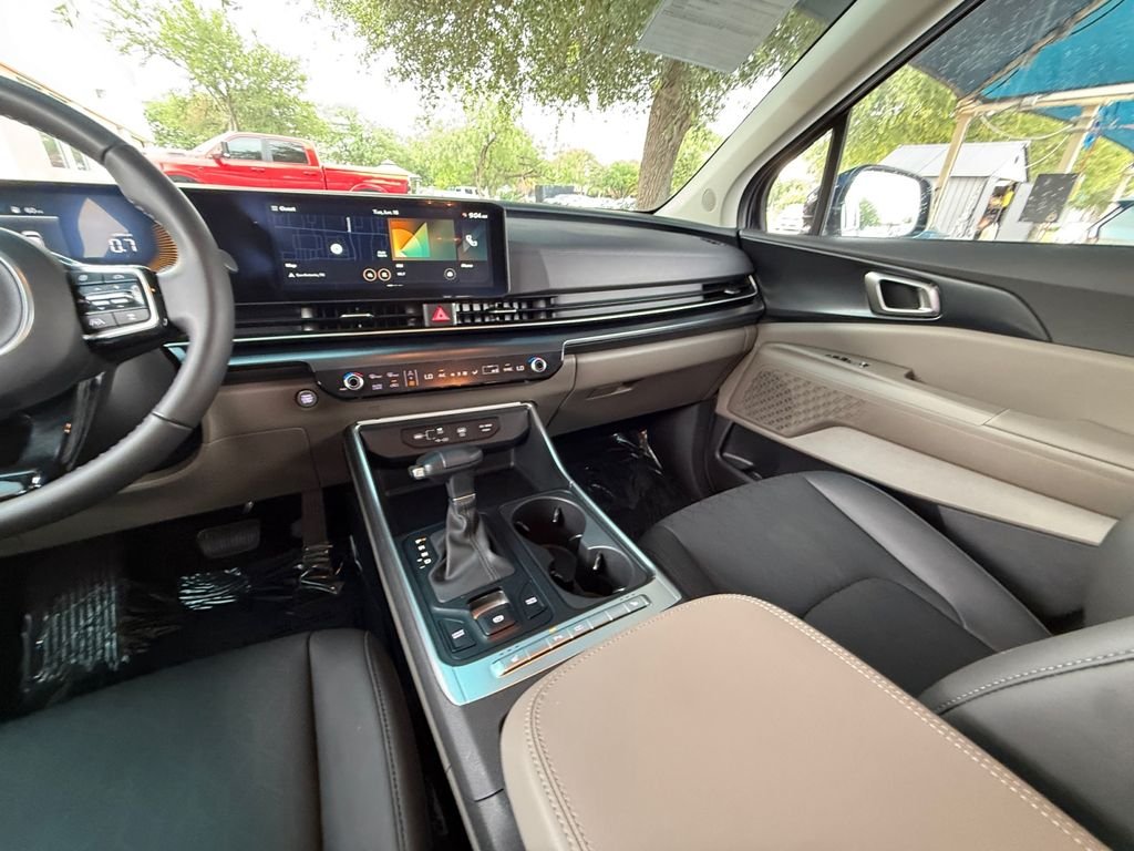 Used 2026 Blue Kia LXS image 15