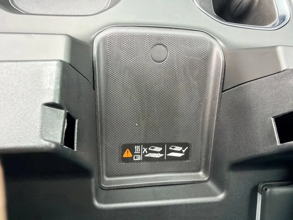 Used 2026 Polar White Tricoat Chevrolet LTZ image 41
