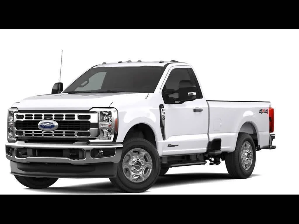 New 2026 Oxford White Ford XLT image 1