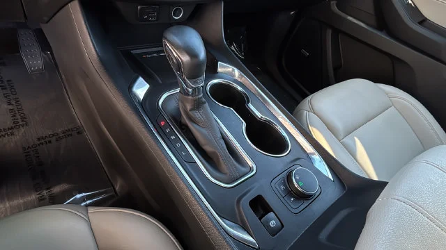Used 2023 White Chevrolet LT Leather image 30