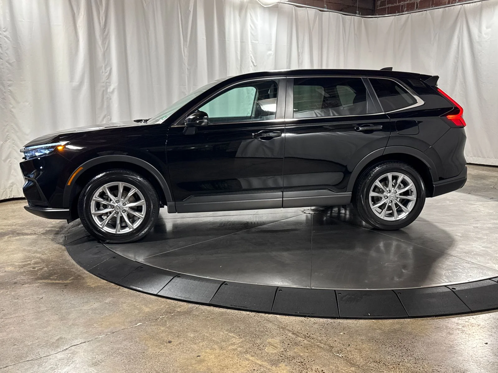 Used 2025 Crystal Black Pearl Honda EX image 6