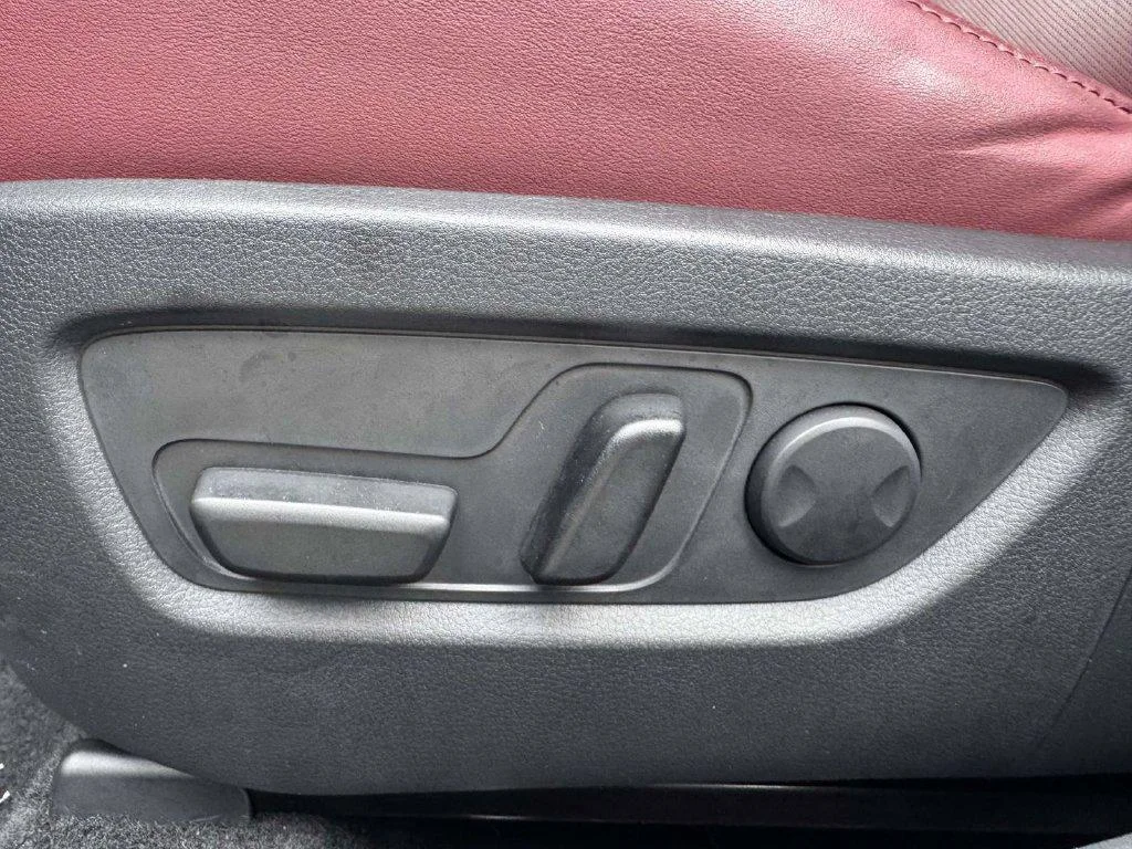 Used 2024 Polymetal Gray Metallic Mazda 2.5 S Carbon Edition image 23