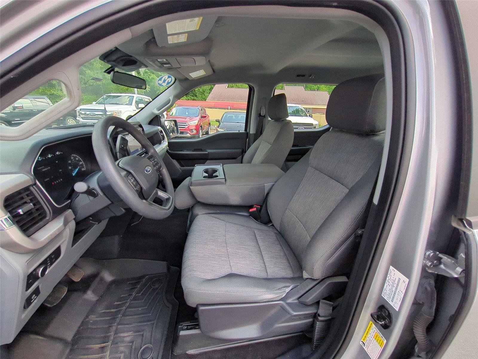 Used 2022 Iconic Silver Ford XL image 18