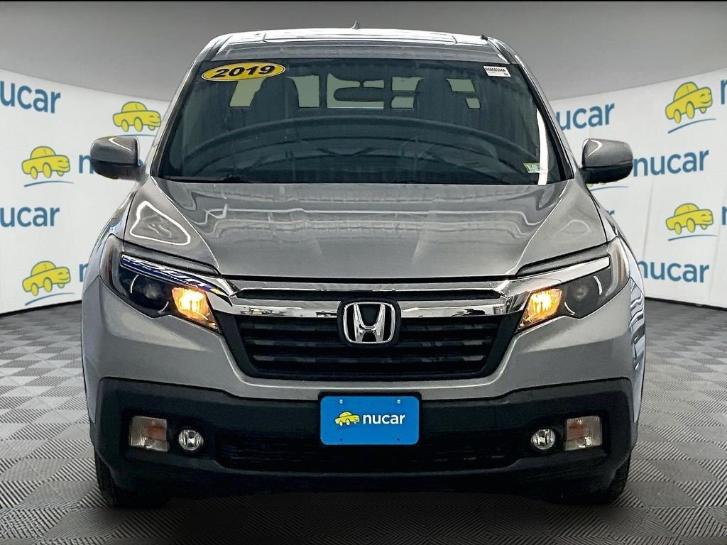 Used 2019 Silver Honda RTL image 2