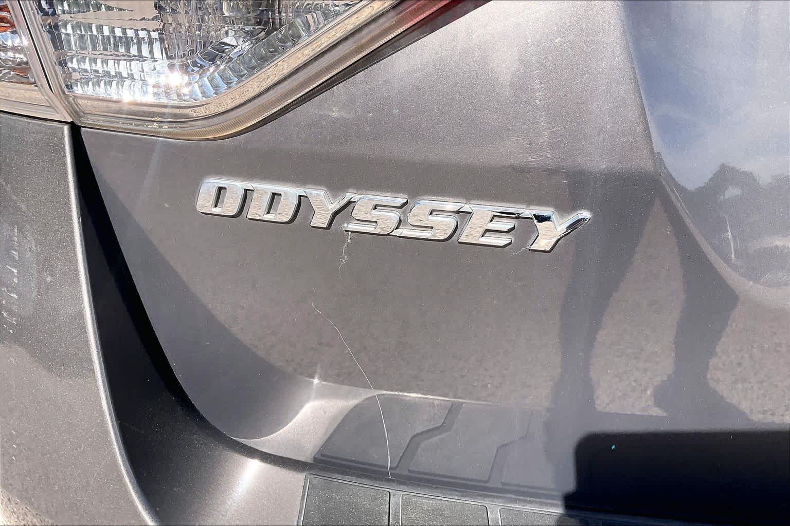 Used 2016 Lunar Silver Metallic Honda EX-L image 10