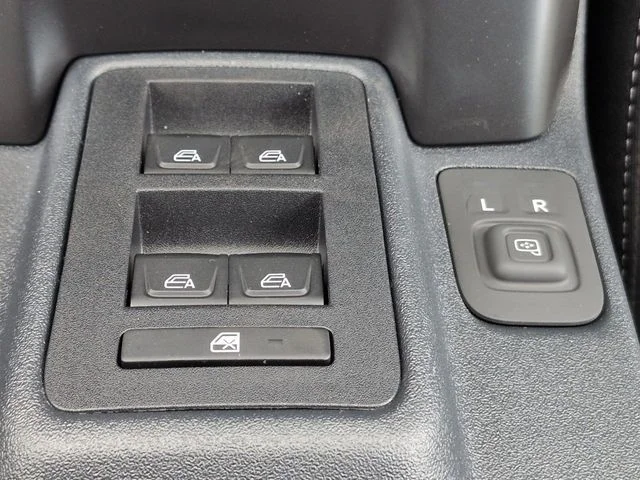 New 2026 Avalanche Gray Ford Outer Banks® image 24
