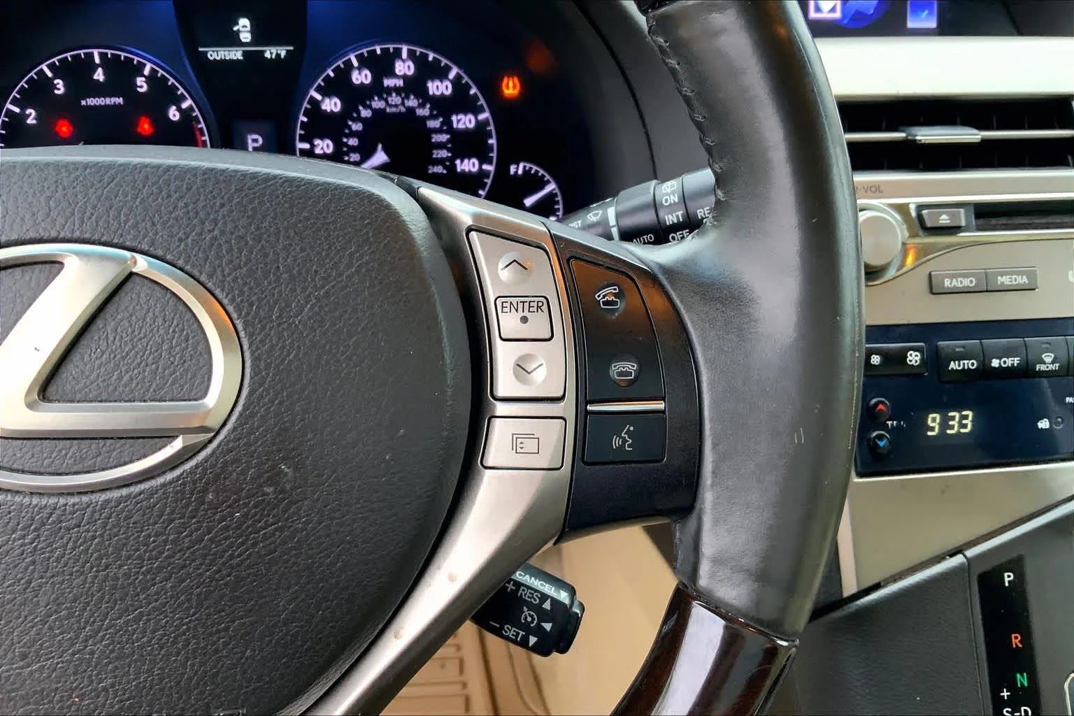 Used 2015 Starfire Pearl Lexus  image 24