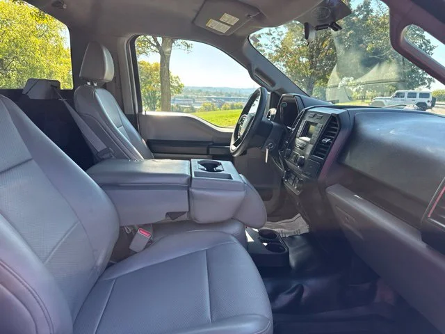 Used 2016 White Ford XL image 10