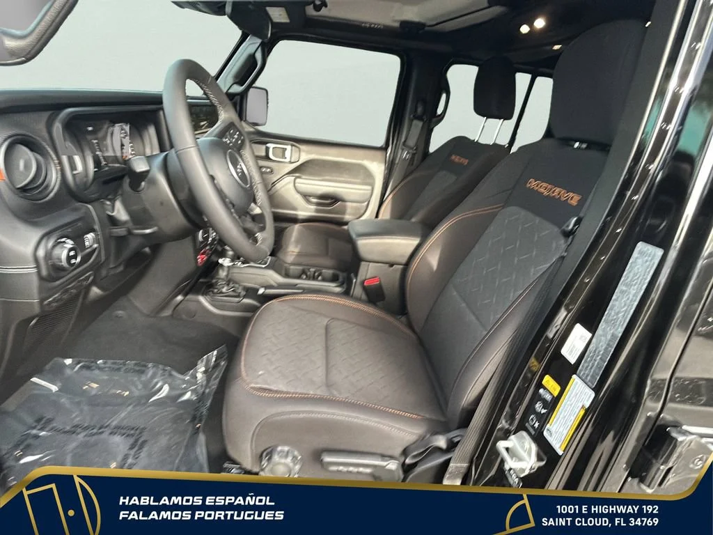 Used 2025 Black Jeep Mojave 4x4 image 14