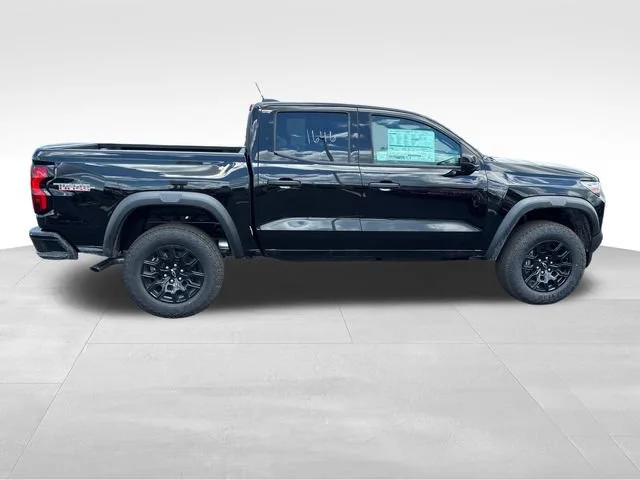 New 2026 Black Chevrolet Trail Boss image 7