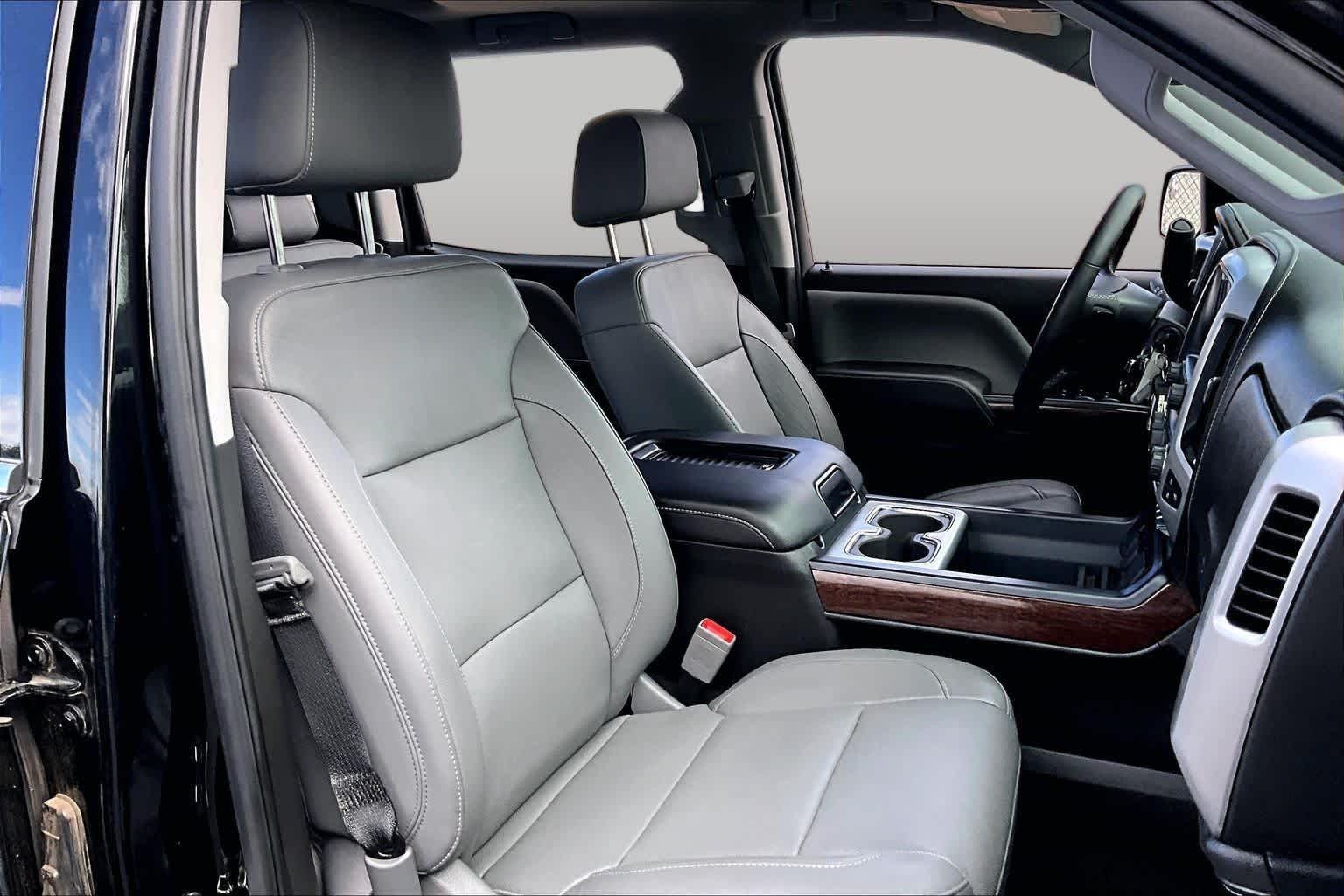 Used 2018 Onyx Black GMC SLT image 8