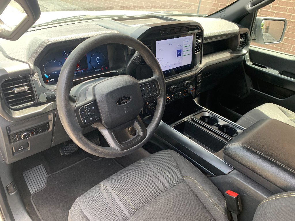 Used 2024 Oxford White Ford STX image 12