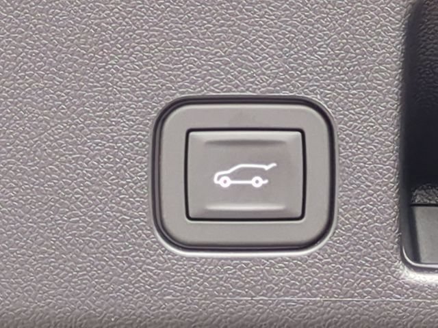 Used 2026 Black Chevrolet LT image 33