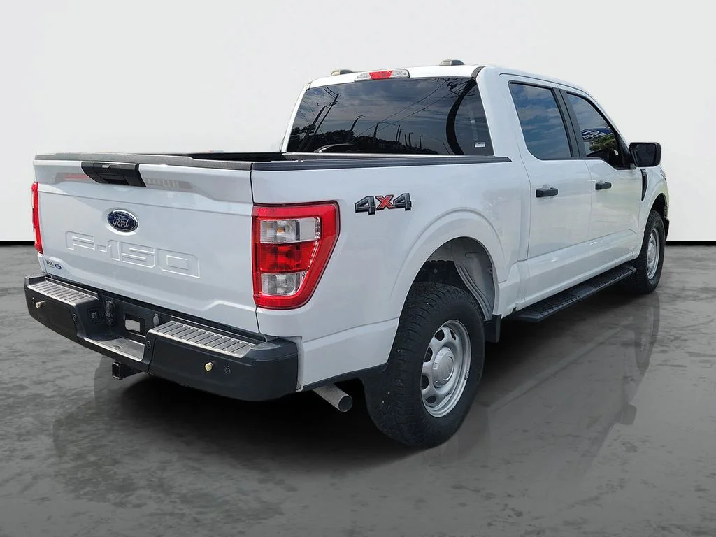 Used 2022 White Ford XL image 2