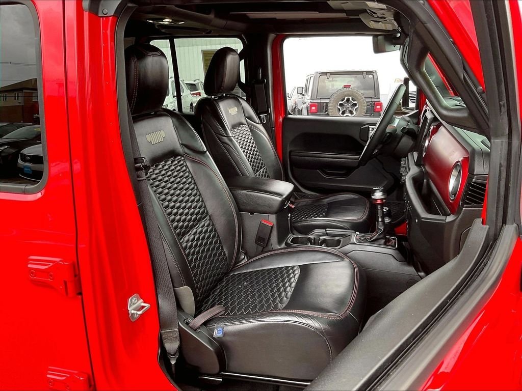 Used 2023 Red Jeep Rubicon image 11