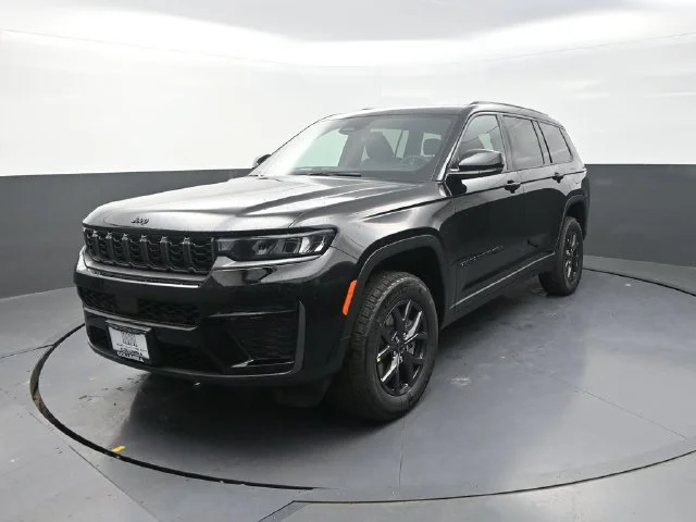 New 2027 High-Gloss Black Paint Jeep Laredo Altitude image 4