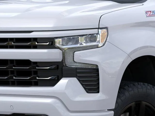 New 2026 Summit White Chevrolet RST image 10