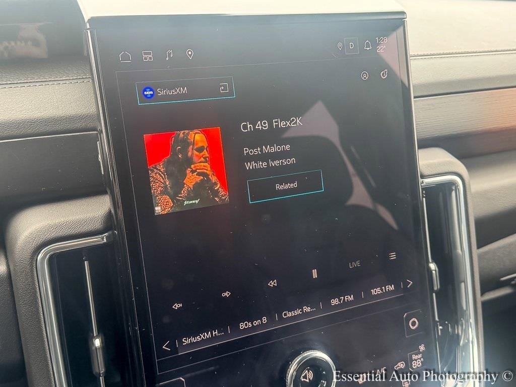 2025 GMC YUKON - Image 16