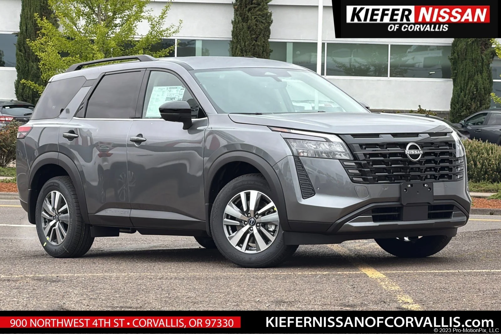2026 Nissan Pathfinder SL 4WD's photo