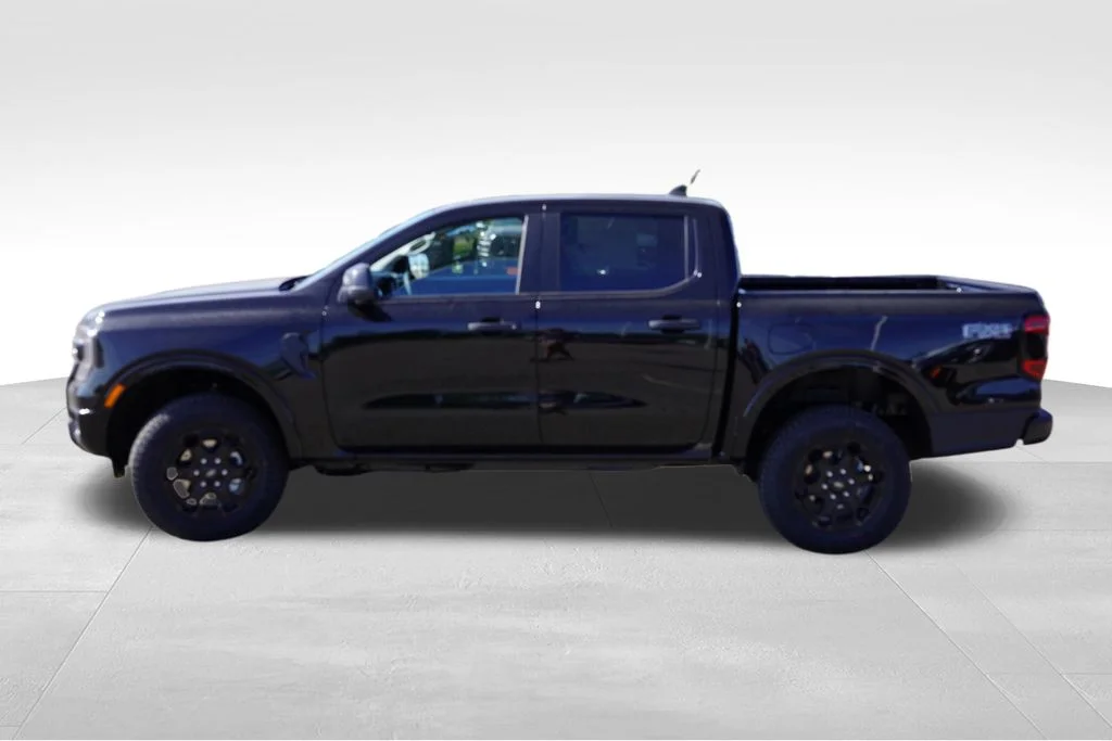 New 2026 Shadow Black Ford XLT image 6