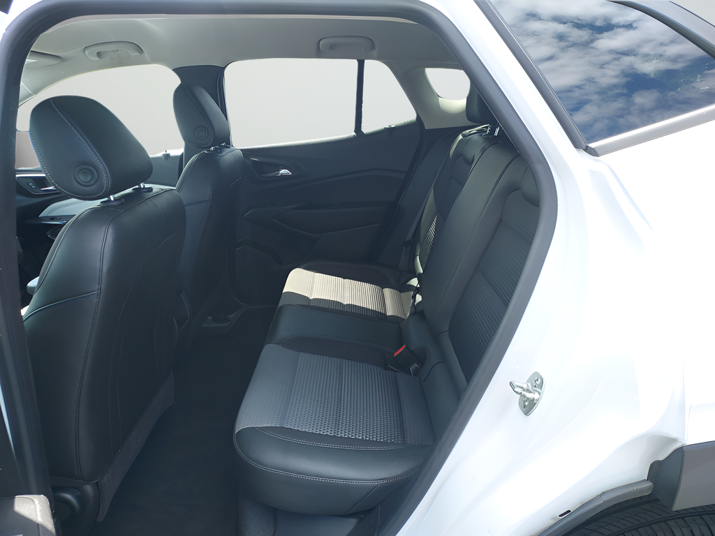 Used 2025 White Chevrolet LT image 20