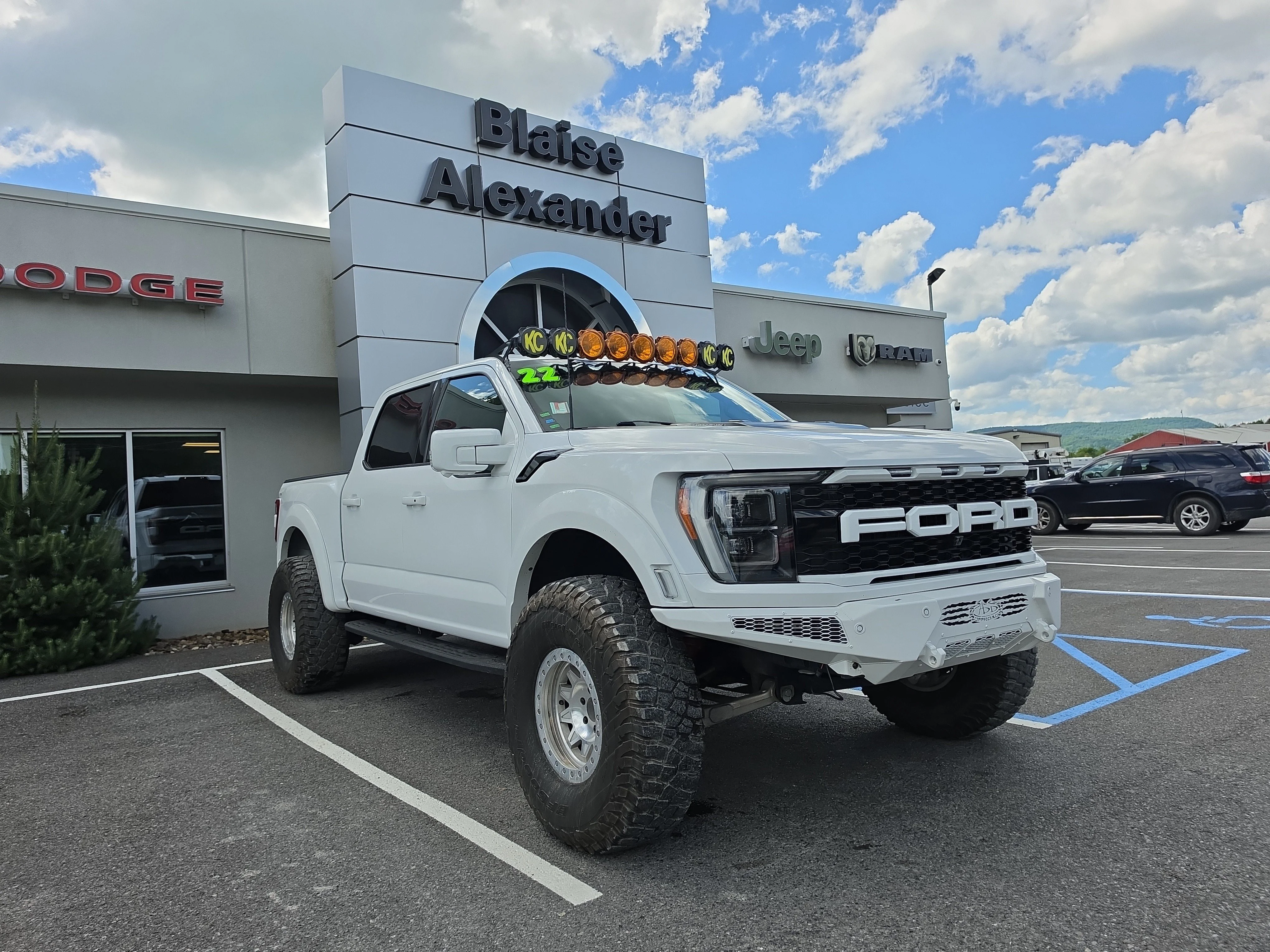 Used 2022 Oxford White Ford Raptor image 1