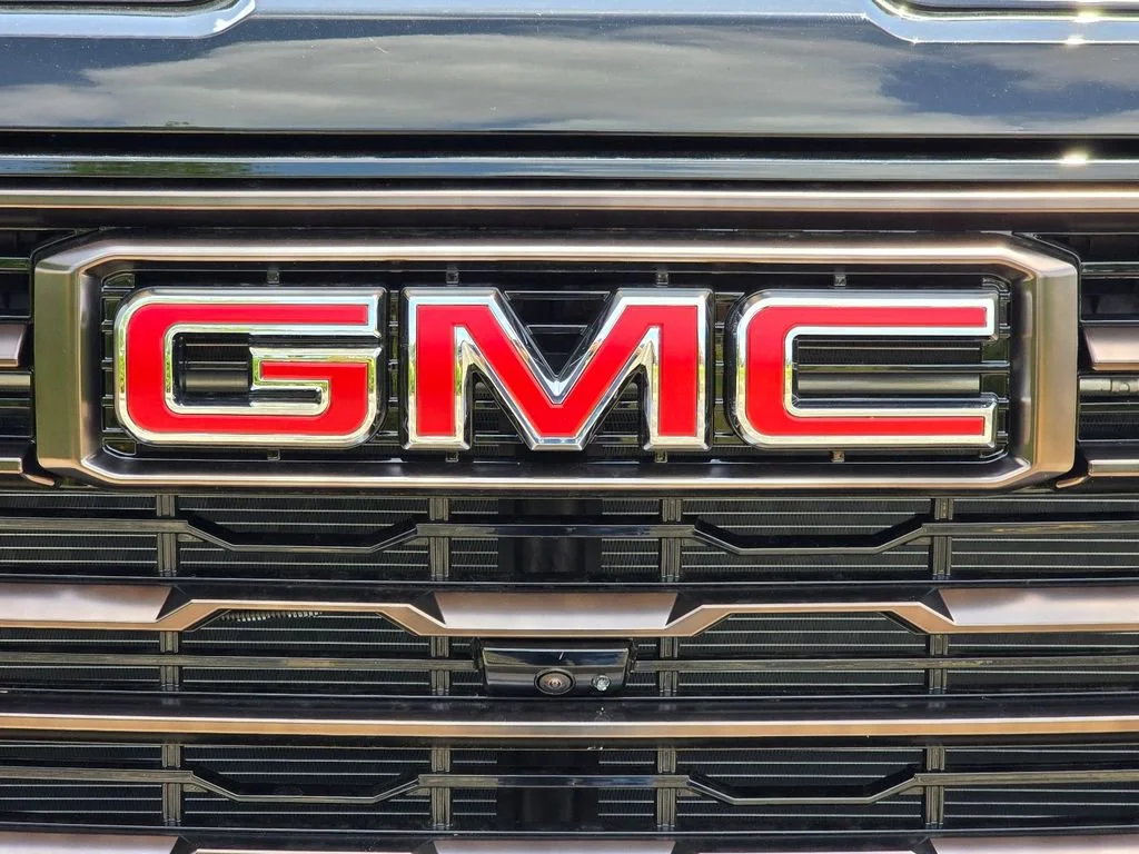 New 2026 Onyx Black GMC AT4X image 31