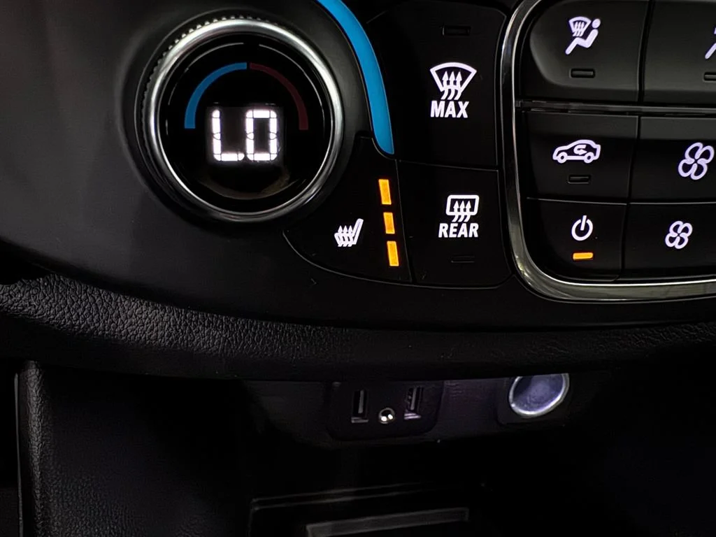 2023 Chevrolet Traverse 1LT - Photo 23