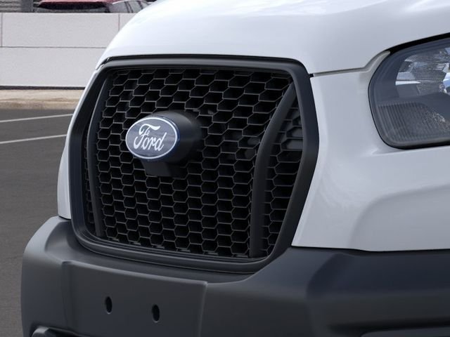 New 2026 Oxford White Ford Base image 17