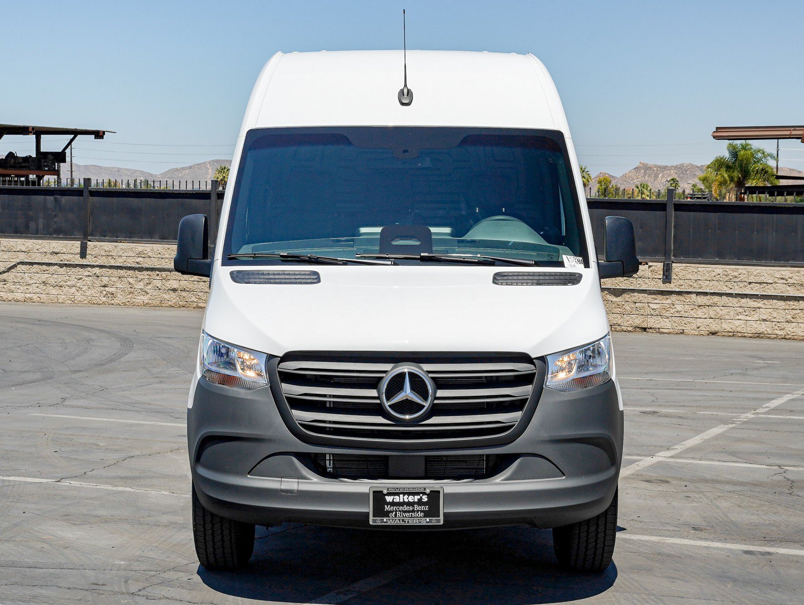 New 2026 Arctic White Mercedes-Benz 2500 High Roof I4 Diesel HO 170 RWD image 2