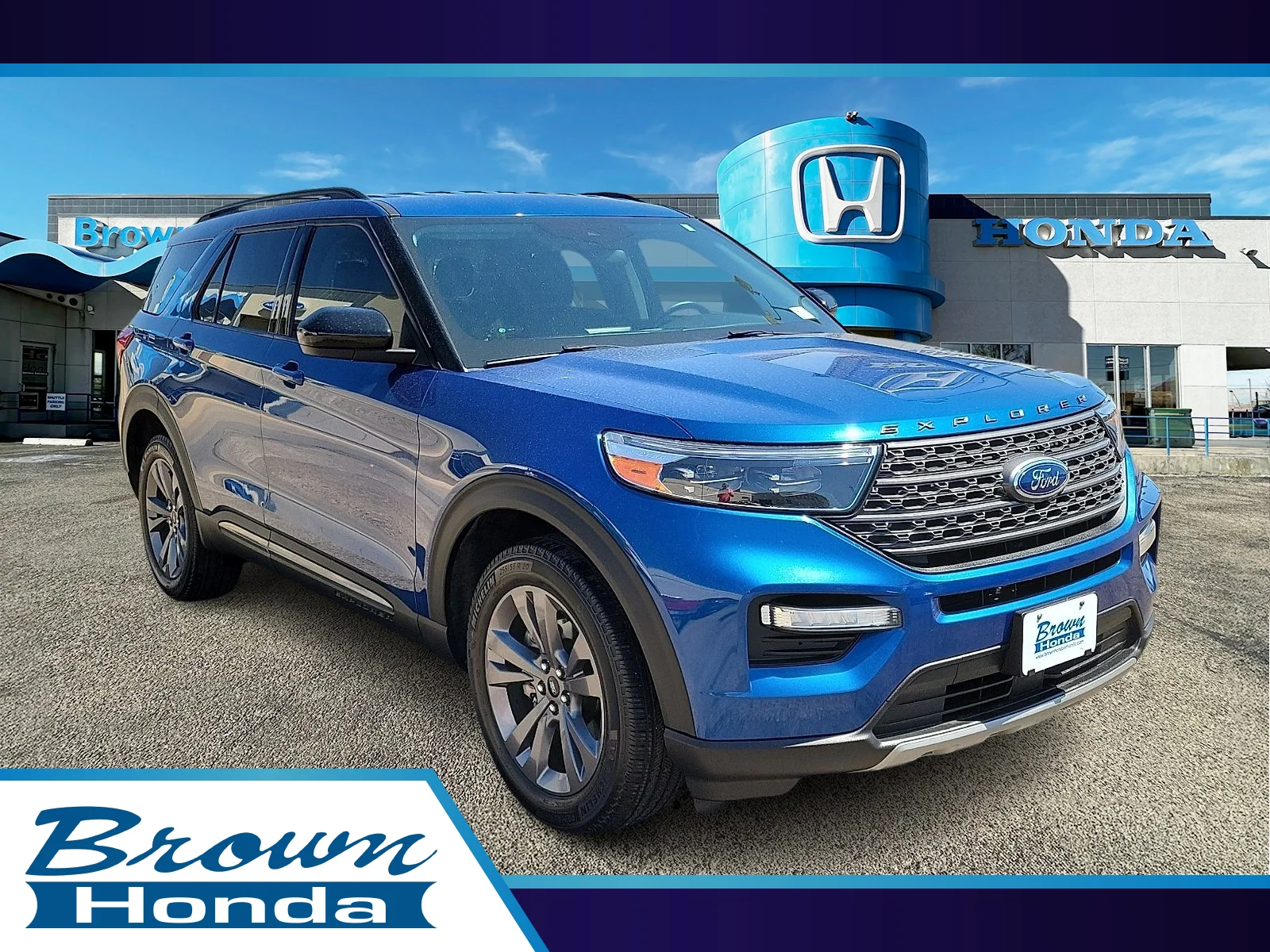 2022 Ford Explorer XLT 4WD's photo