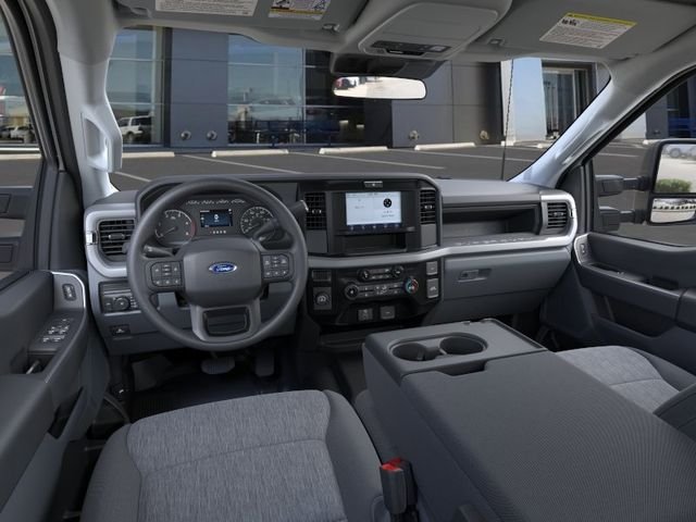 New 2026 Oxford White Ford XL image 31